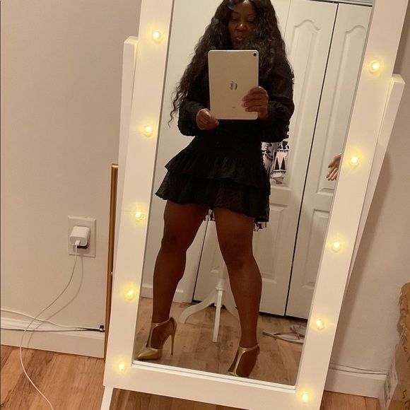 Black lace fluffy dress - Picture 2 of 4